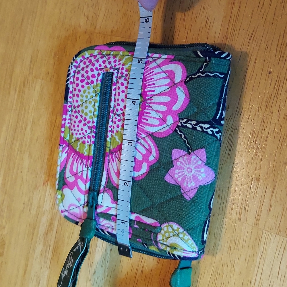 Vera Bradley Zip around wallet - Picture 5 of 6
